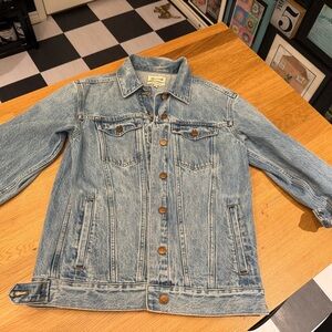 Madewell Light Wash Denim Jacket - Classic Blue